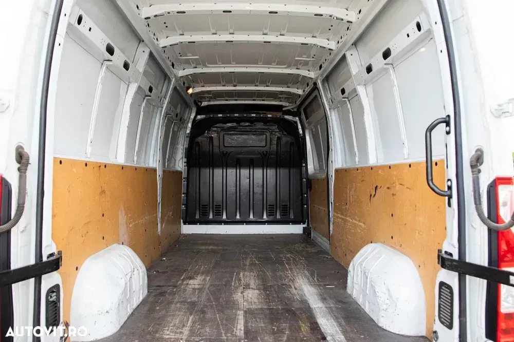 Renault Master — imagine 5