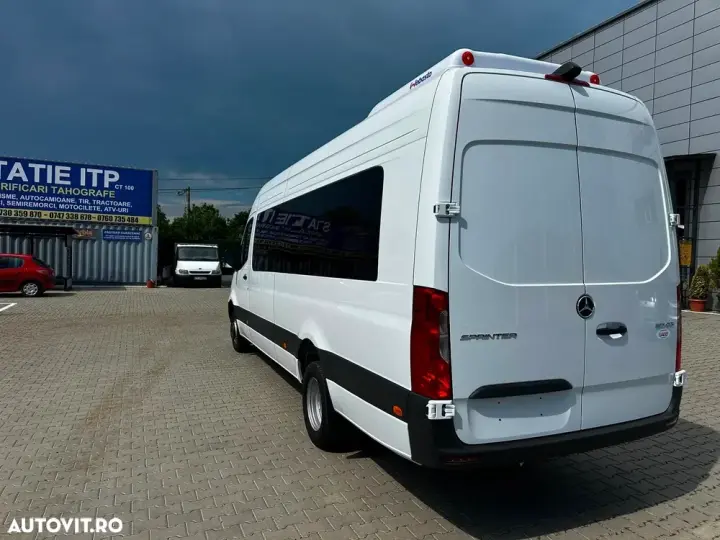Mercedes-Benz Sprinter 517 Microbuz VIP 20+1 locuri Categoria a II-a 2026