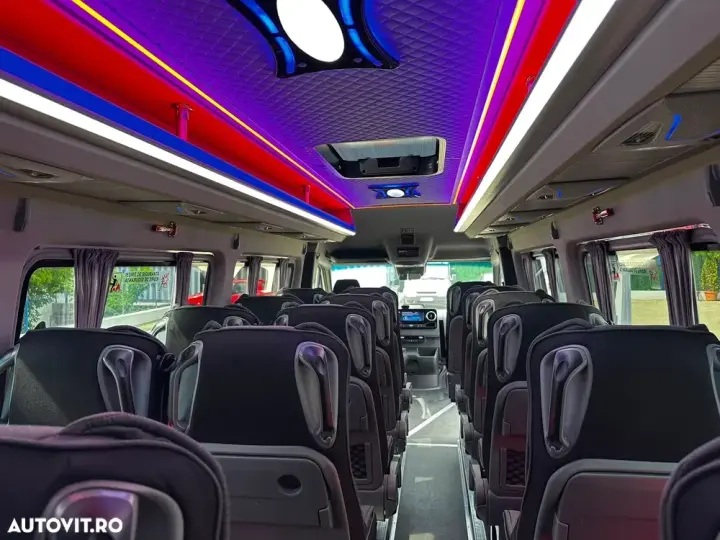 Mercedes-Benz Sprinter 517 Microbuz VIP 20+1 locuri Categoria a II-a 2026