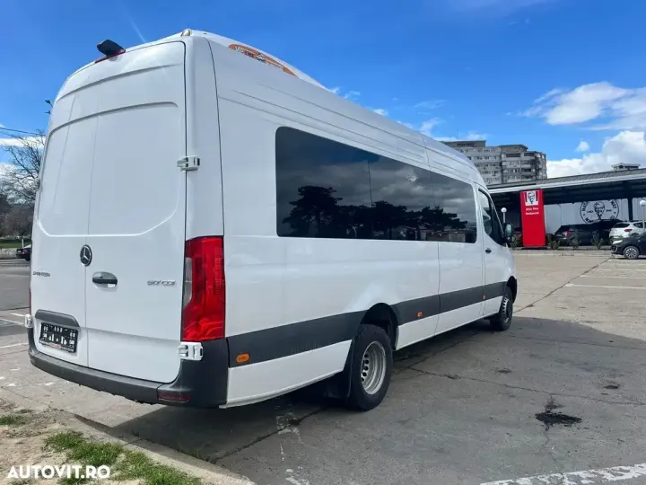 Mercedes-Benz Sprinter 517 Microbuz 20+1 locuri Categoria a II-a 2026