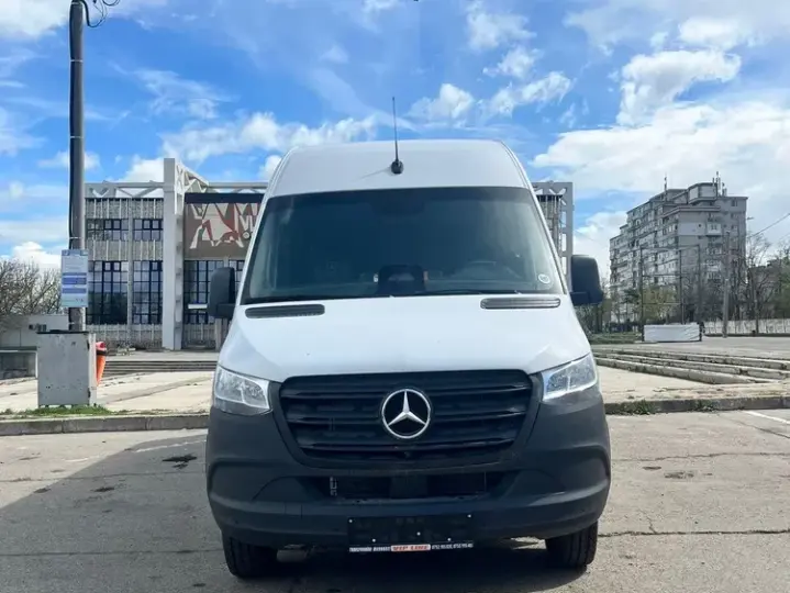 Mercedes-Benz Sprinter 517 Microbuz 20+1 locuri Categoria a II-a 2026