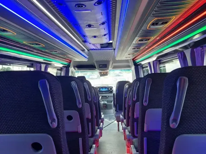 Mercedes-Benz Sprinter 517 microbuz 20+1 locuri