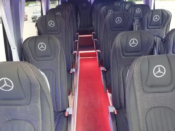 Mercedes-Benz Sprinter 517 microbuz 20+1 locuri