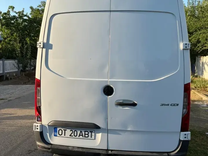 Mercedes-Benz Sprinter
