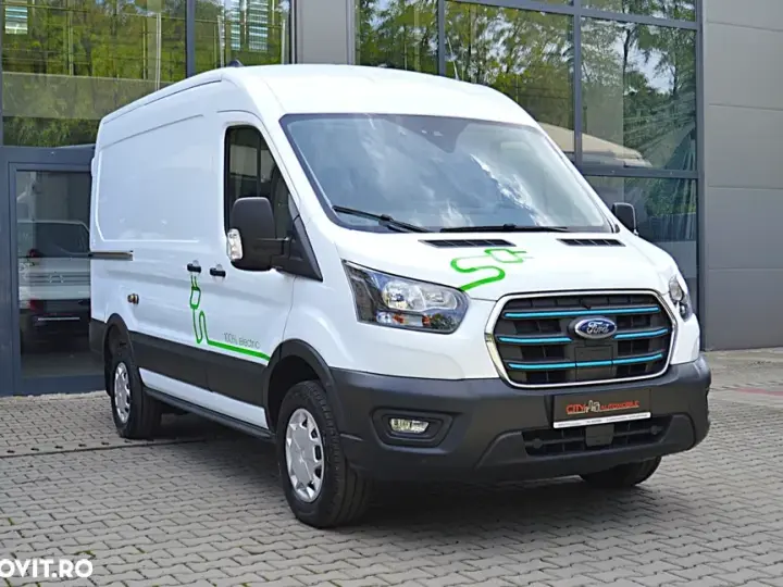 Ford E-TRANSIT L2H2 3500KG N1