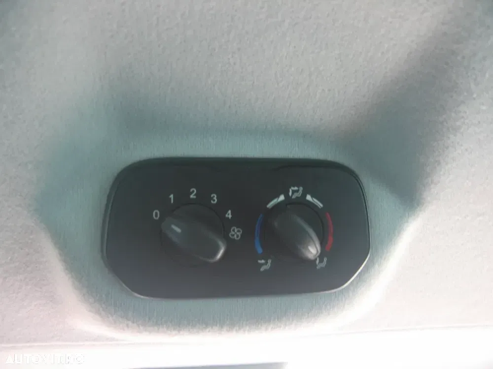 Ford RANSIT CUSTOM , 9 Locuri XL , L1 - H 1. AC FATA SPATE — imagine 3