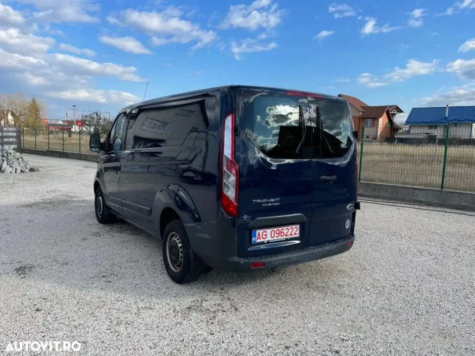 Ford Transit Custom — imagine 3