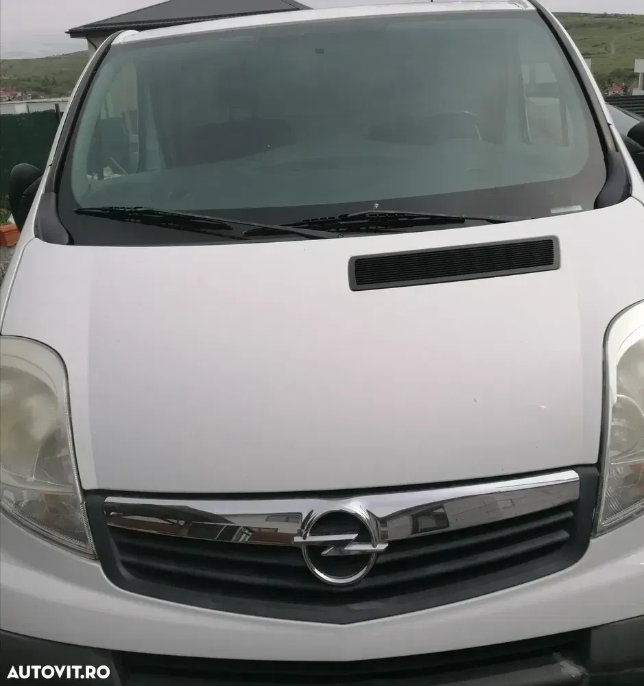 Opel VIVARO — imagine 2