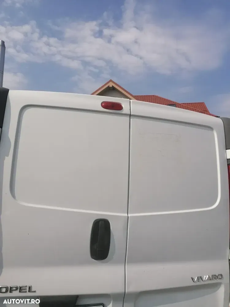 Opel VIVARO — imagine 3