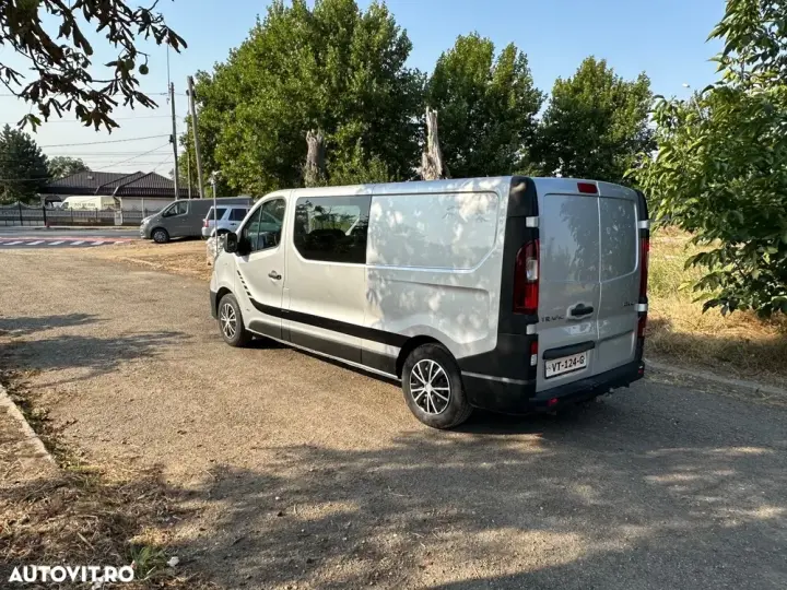 Renault Trafic Mixt Lung 140 CP