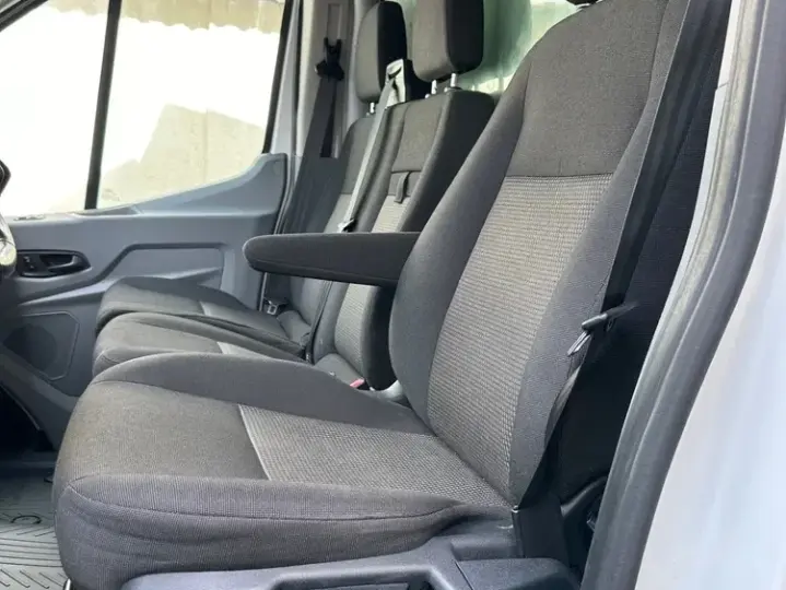 Ford Transit prelata platforma 25MC