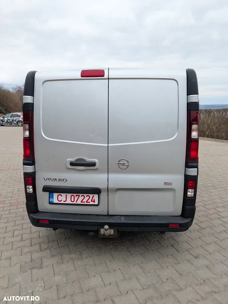 Opel VIVARO — imagine 4