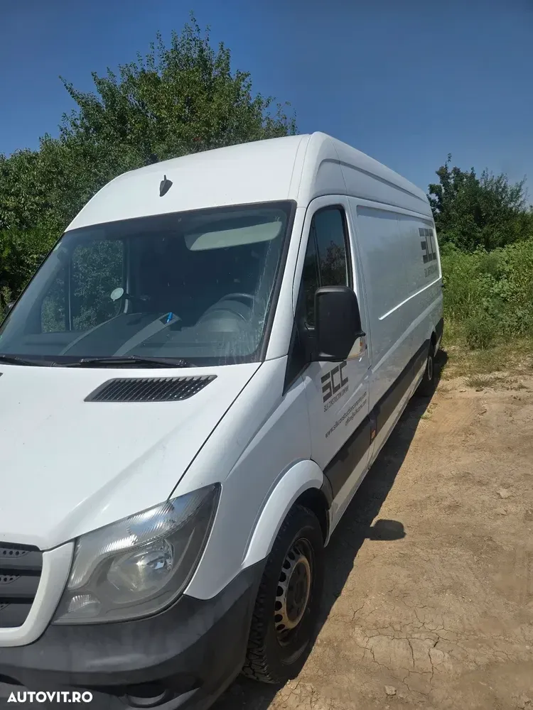 Mercedes-Benz Sprinter — imagine 3