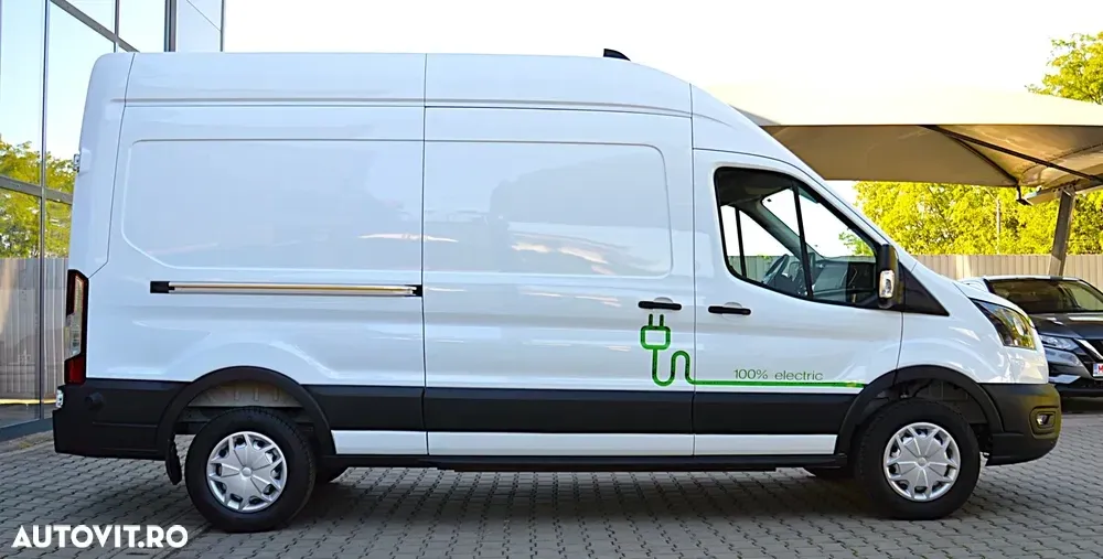 Ford E-TRANSIT L3H3 3500KG — imagine 4