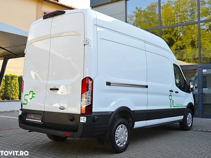 Ford E-TRANSIT L3H3 3500KG