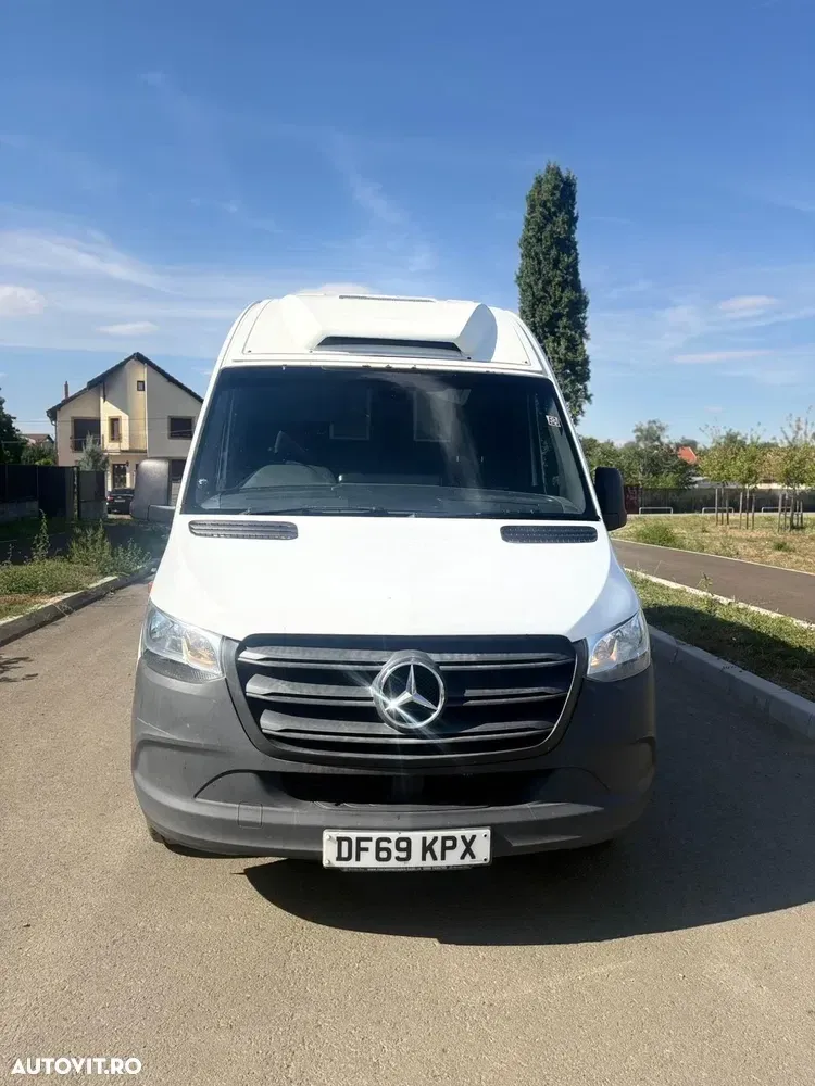 Mercedes-Benz Sprinter — imagine 2