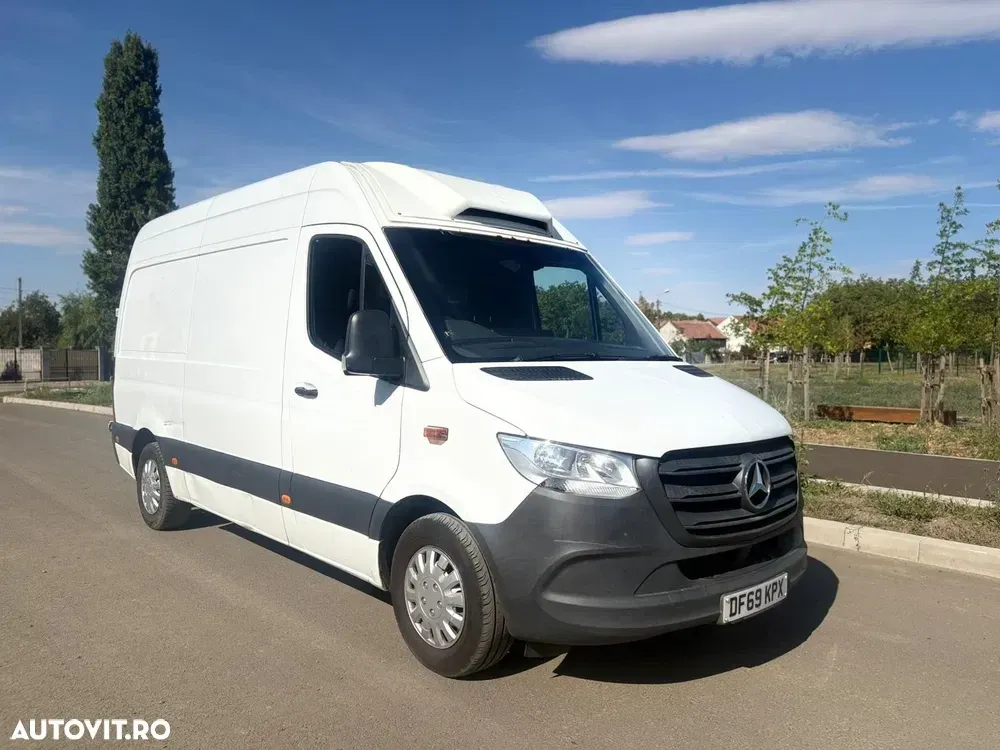 Mercedes-Benz Sprinter — imagine 3