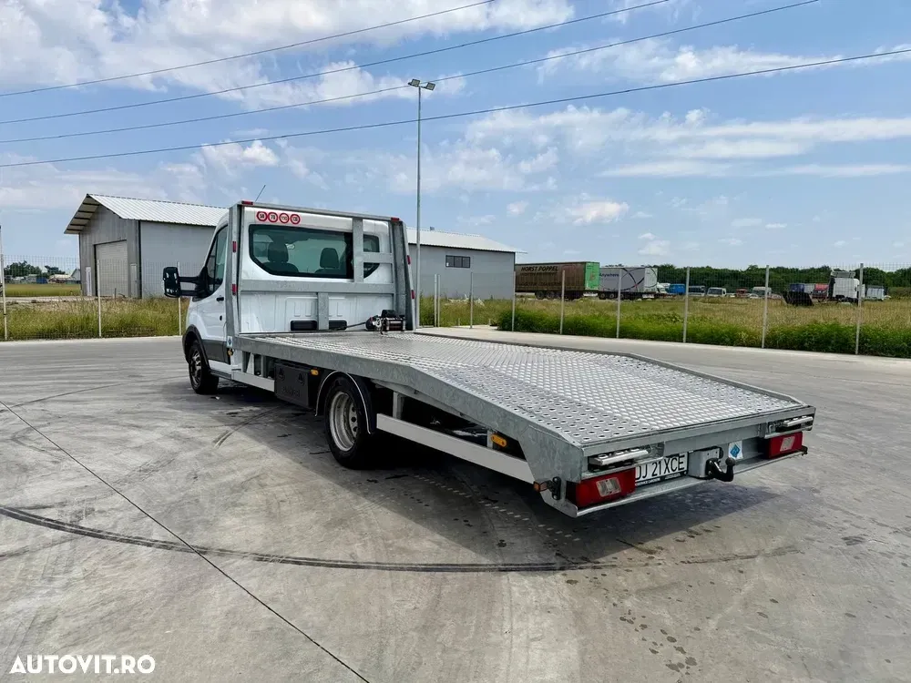 Ford Transit — imagine 5