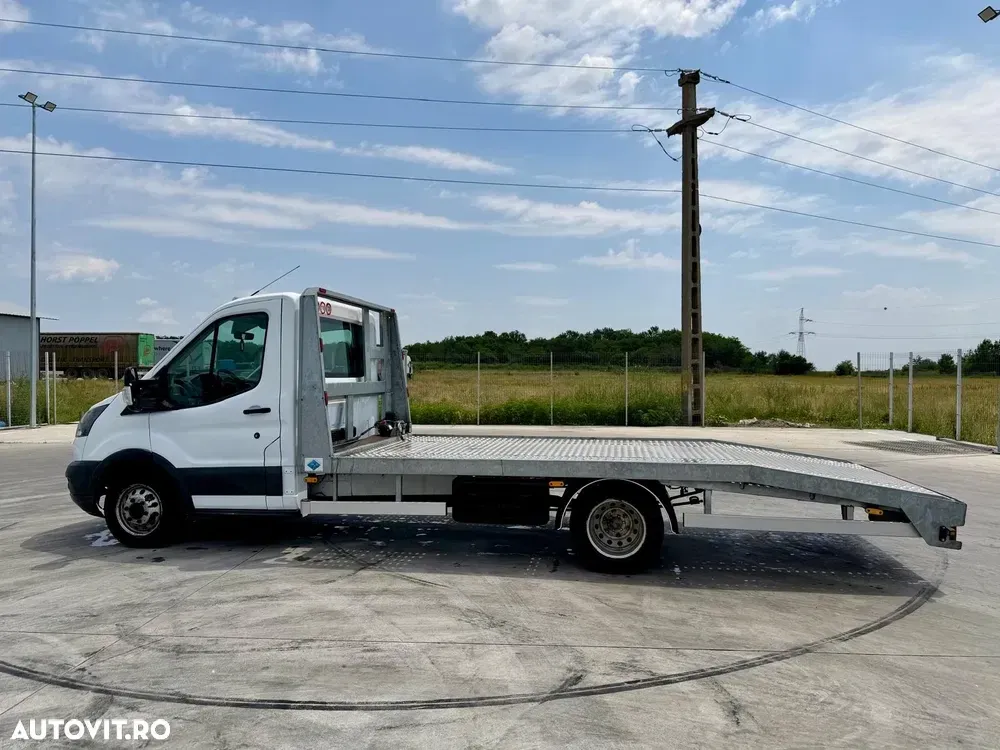 Ford Transit — imagine 4