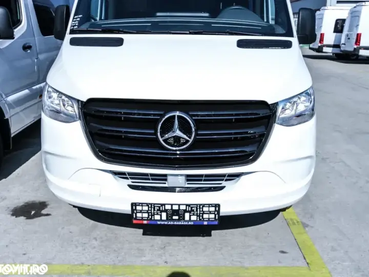 Mercedes-Benz 519 19+1+1 LOCURI STOCK*COC*