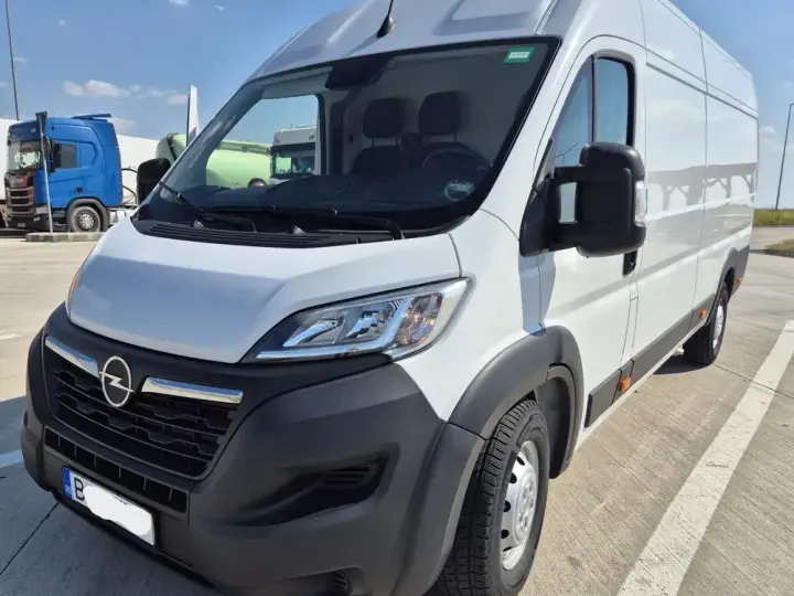 Opel Movano
