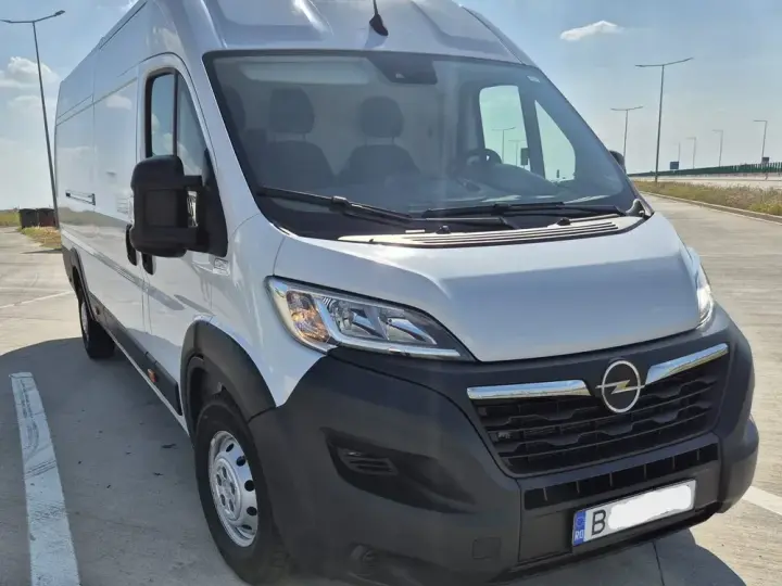 Opel Movano