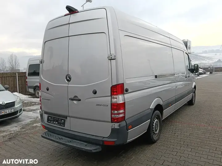 Mercedes-Benz Sprinter