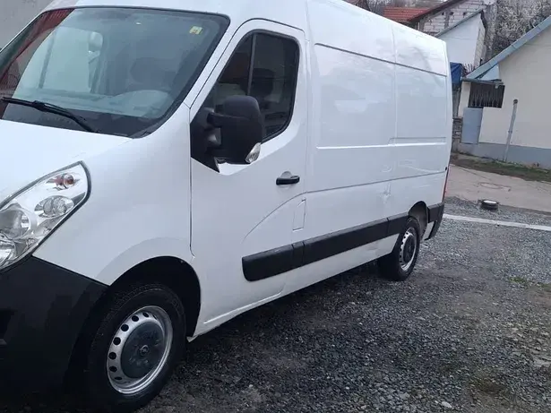 Opel Movano