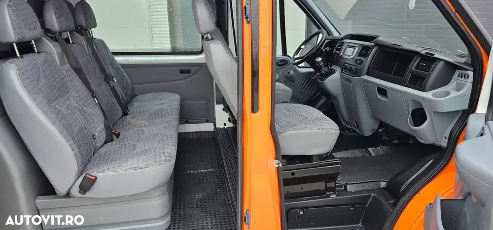 Ford Transit Turneo — imagine 5