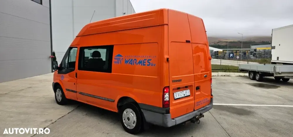 Ford Transit Turneo — imagine 4