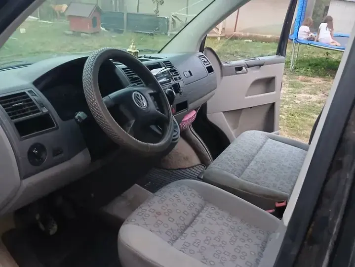 Volkswagen T5+1