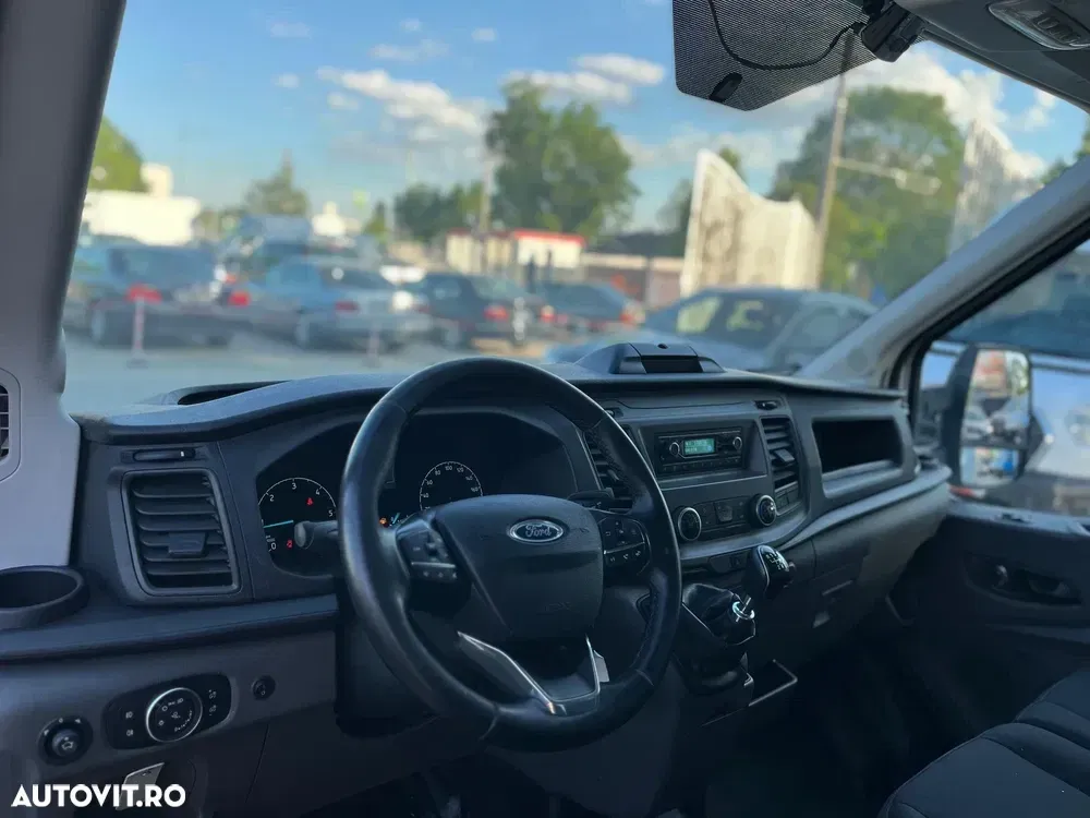 Ford Transit — imagine 5