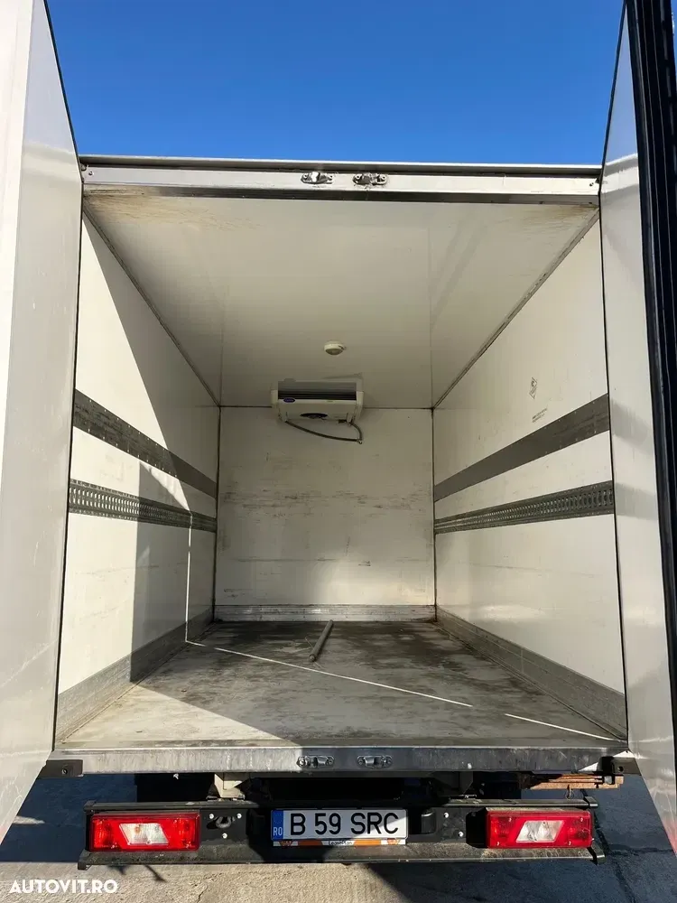 Ford Transit — imagine 6