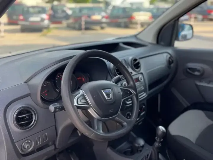 Dacia Dokker