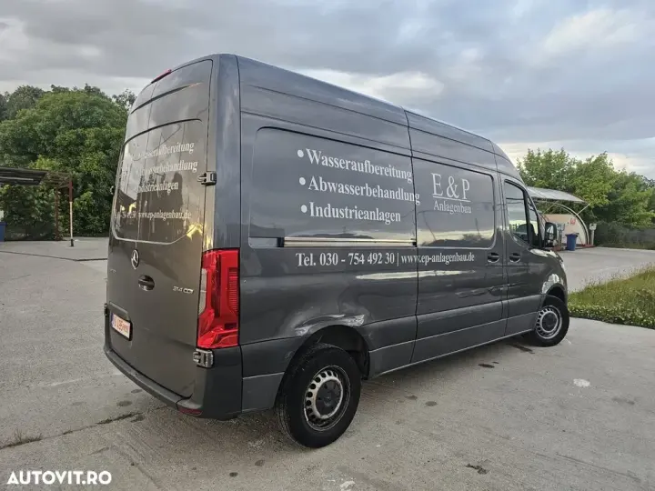 Mercedes-Benz Sprinter 314 CDI - model mediu
