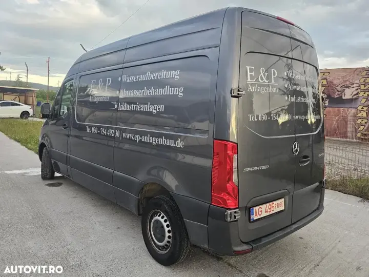 Mercedes-Benz Sprinter 314 CDI - model mediu