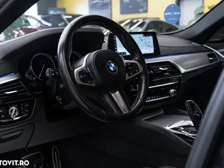 BMW Seria 5 530i xDrive Aut. M Sport Edition
