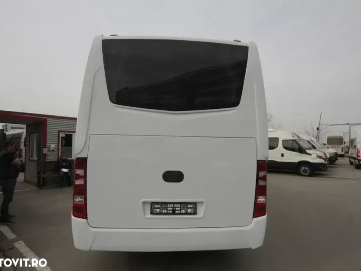 Iveco 70c18 29+1+1
