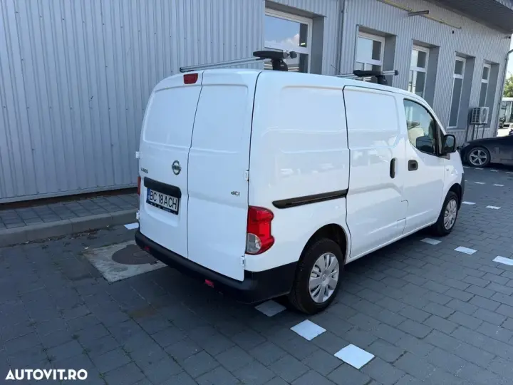 Nissan NV200