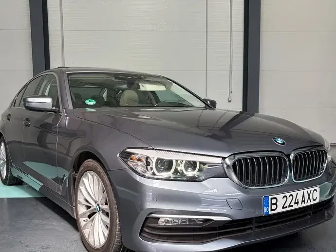 BMW Seria 5 520d AT