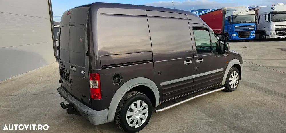 Ford TRANSIT CONNECT — imagine 4