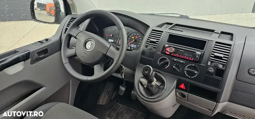 Volkswagen Transporter T5 Doka — imagine 6