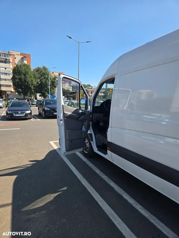 Mercedes-Benz SPRINTER 519 CDI — imagine 6