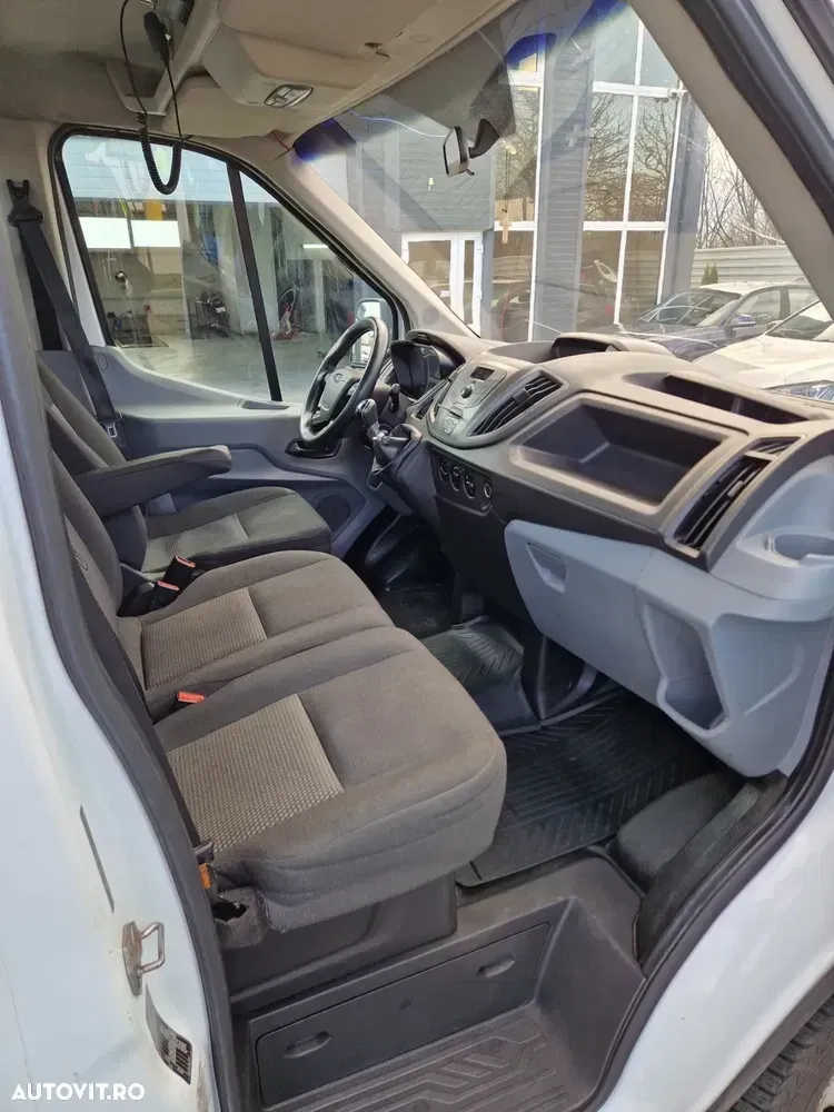 Ford Transit — imagine 5