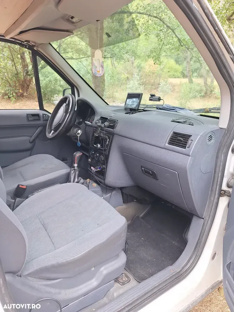 Ford TRANSIT CONNECT — imagine 4