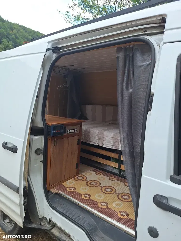Ford TRANSIT CONNECT — imagine 5