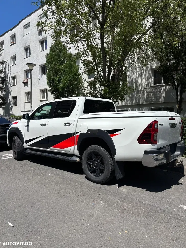 Toyota Hilux — imagine 3