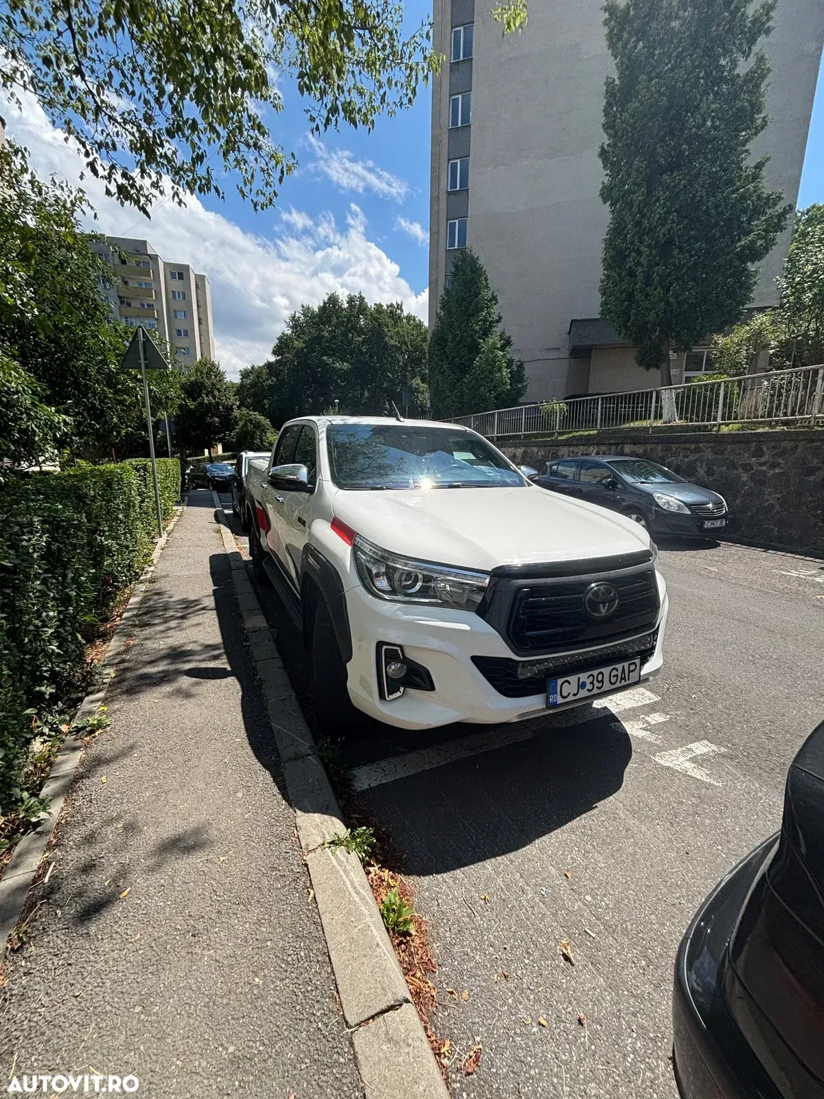 Toyota Hilux — imagine 5