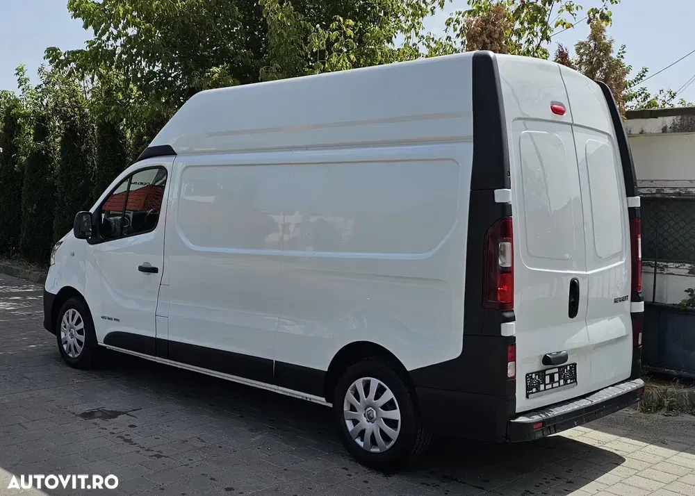 Renault TRAFIC — imagine 6