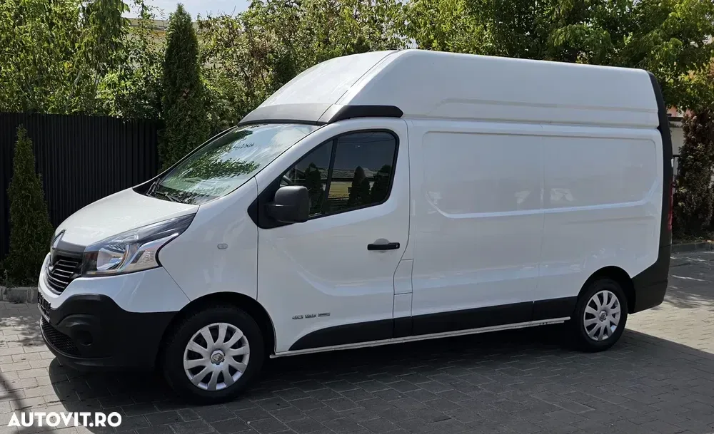 Renault TRAFIC — imagine 5